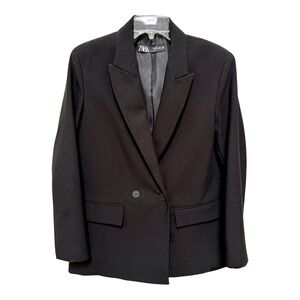 Zara Black Double-Breasted Blazer with Peaked Lapels